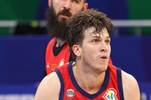 Steve Kerr derrota Lakers