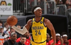 Buddy Hield troca Mavericks