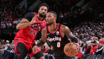 Damian Lillard troca Raptors