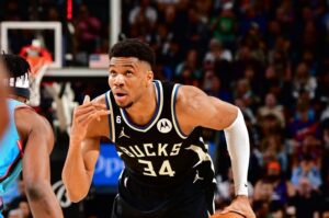 NBA Knicks Giannis Antetokounmpo