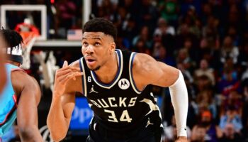 NBA Knicks Giannis Antetokounmpo