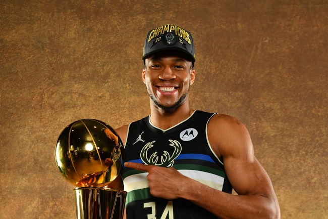 Giannis Antetokounmpo opções trocas