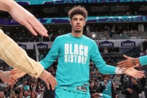 lamelo ball ídolo hornets