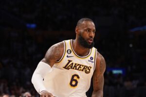 LeBron James regra NBA