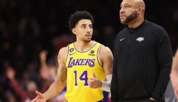 Lakers contrato jogadores pré-temporada