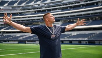 astro NFL treino basquete