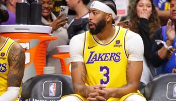 Anthony Davis derrota Lakers