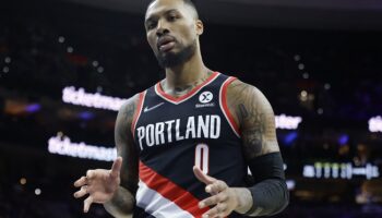 troca Damian Lillard Milwaukee