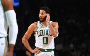 Tatum troca Jrue Holiday