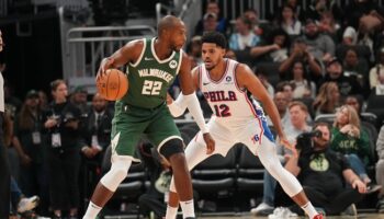 Khris Middleton 76ers minutos