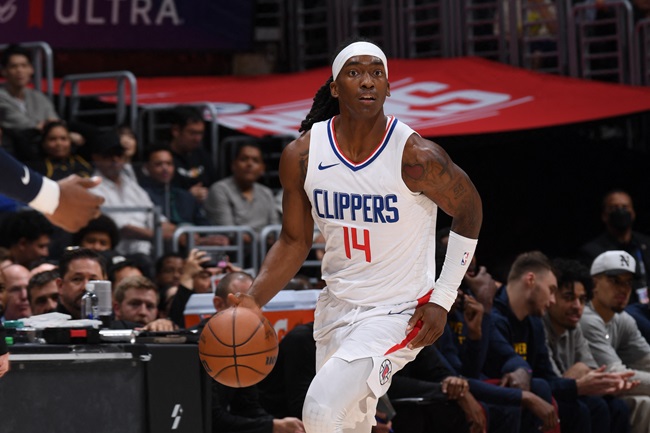 Clippers Mann troca Holiday
