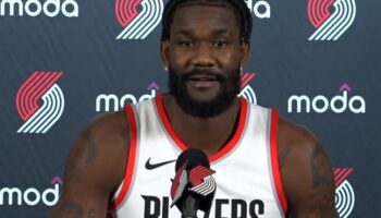 Deandre Ayton Blazers DominAyton