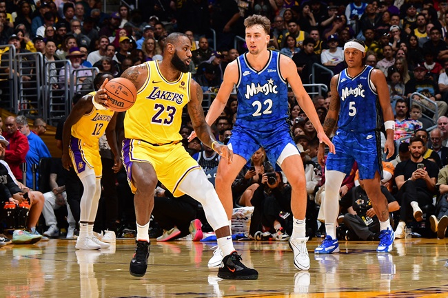 onde assistir nba lakers magic