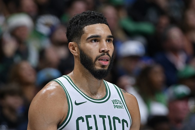 jogadores Jayson Tatum basquete