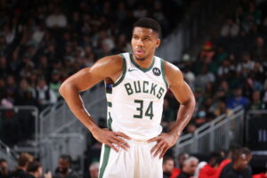 Giannis Antetokounmpo ex-técnico Bucks