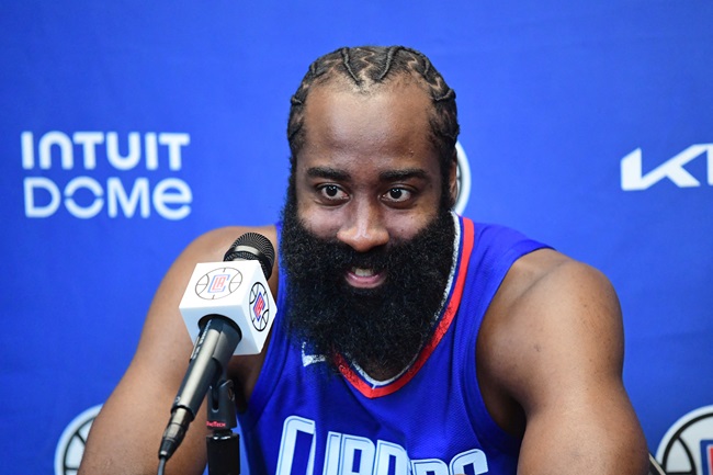 estreia Clippers James Harden