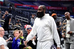 james harden jogador 76ers