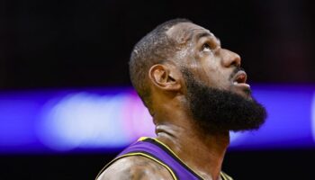 Lakers humilhação derrota Rockets