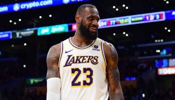 LeBron James técnico Jazz