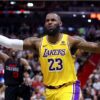 lakers terceiro astro troca