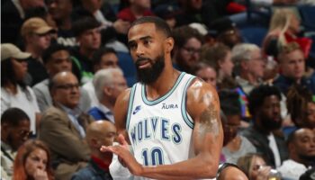 mike conley timberwolves troca