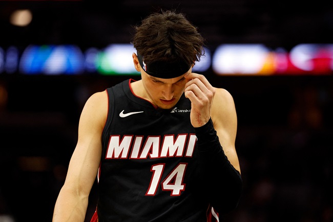 Tyler Herro lesão Heat