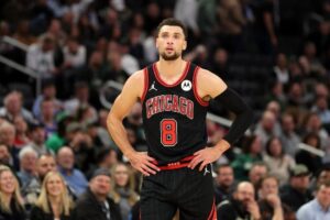Lakers troca Zach LaVine
