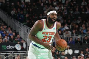 Mitchell Robinson lesão Knicks