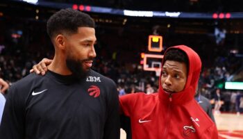 Kyle Lowry aposentar Raptors