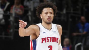 Cade Cunningham torcida Pistons