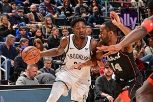 Lakers troca jogadores Nets