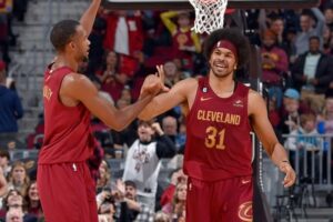Pelicans troca pivô cavaliers