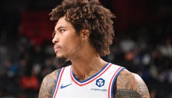 Kelly Oubre retornar 76ers