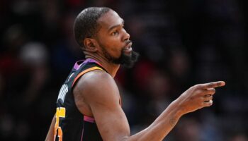 kevin durant suns triplo-duplo