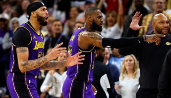 LeBron James derrota arbitragem