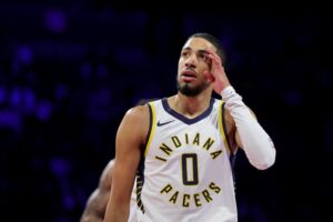 Tyrese Haliburton Stephen Curry