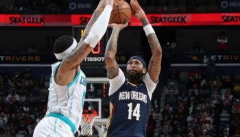 Pelicans Recorde vitória Hornets