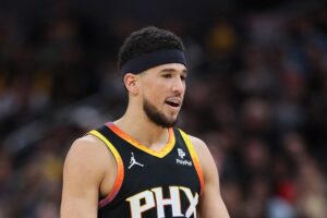 devin booker giannis antetokounmpo