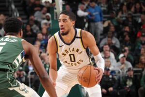 Bucks Pacers Tyrese Haliburton
