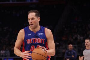 Bojan Bogdanovic troca Knicks