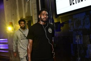 Isaiah Stewart suspenso NBA