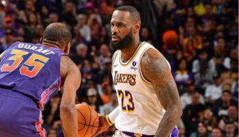 LeBron James arbitragem Suns