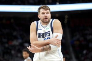 Luka Doncic Pistons Mavericks
