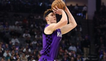 Kevin Huerter Kings temporada