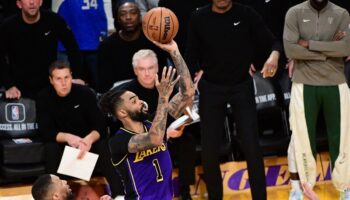 d'angelo russell volta lakers