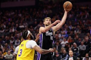 domantas sabonis lakers kings