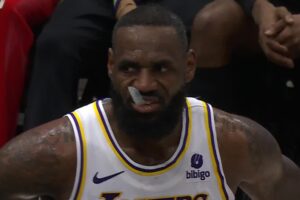 LeBron James Pelicans Lakers