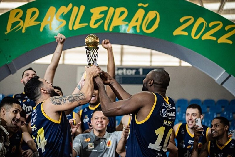 nbb 2023/24 favoritos título