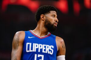 Warriors troca Paul George