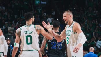 Kristaps Porzingis Celtics Mavericks